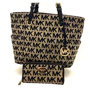 MK Purse AND matching wallet set!